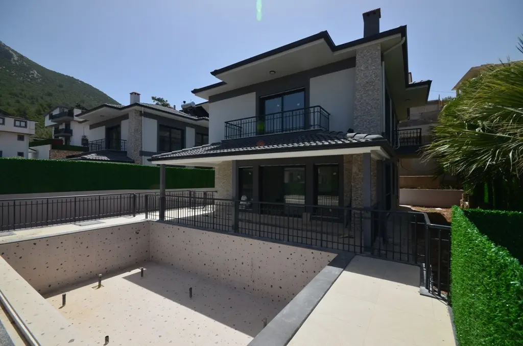 Uzumlu villa